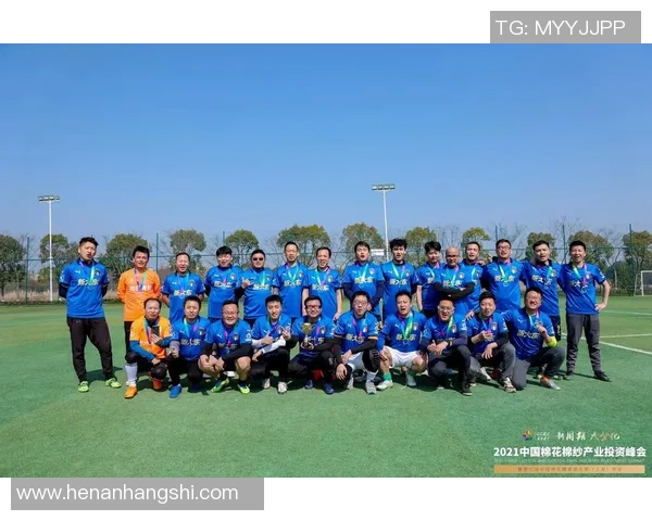 北京足球明星队成员齐聚一堂展现风采共同为足球事业添砖加瓦 北京足球明星队成员齐聚一堂展现风采共同为足球事业添砖加瓦