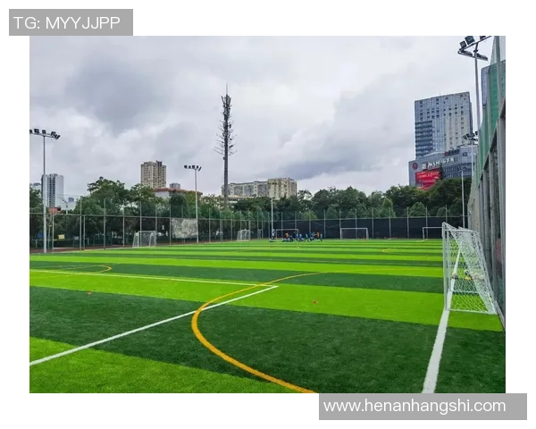 足球几音：探寻绿茵场上的旋律与激情交织的动人乐章