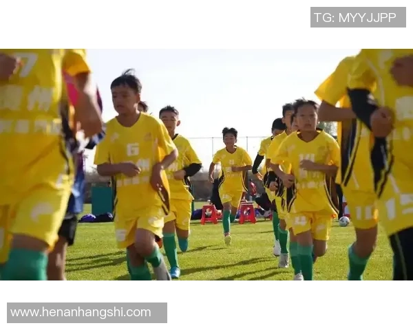 英格兰少年足球梦从小镇起航追逐绿茵场的荣耀与友谊 英格兰少年足球梦从小镇起航追逐绿茵场的荣耀与友谊
